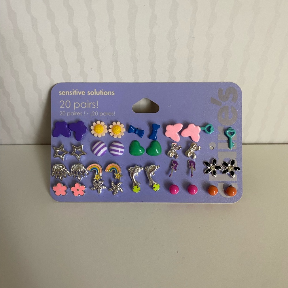Claire’s earring pack